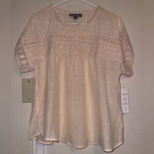 NWT Thomas & Olivia Chic Lace Detail Blouse